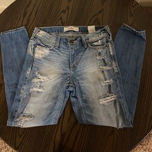 Hollister Distressed Boyfriend Jeans